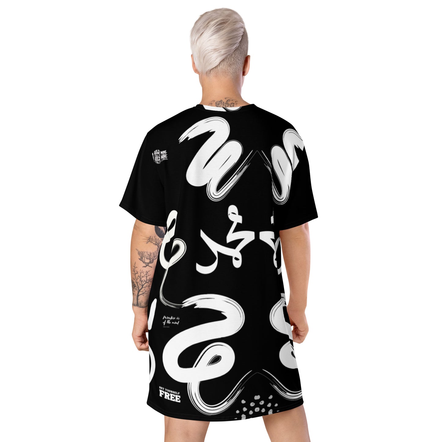 No Question HOL T-shirt dress
