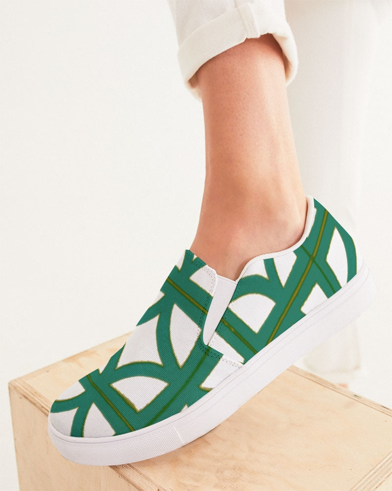 Inna Mi Prime Women's Slip-On Canvas Shoe
